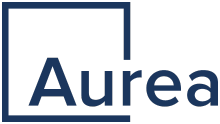 Logo von Aurea, bestehend aus dem Schriftzug 'Aurea' in dunkelblauer Farbe, eingerahmt von einer minimalistischen quadratischen Linie, ebenfalls in Dunkelblau.